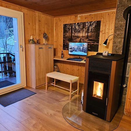 Petit Chalet Rustique Et Bucolique Bovernier Exteriér fotografie