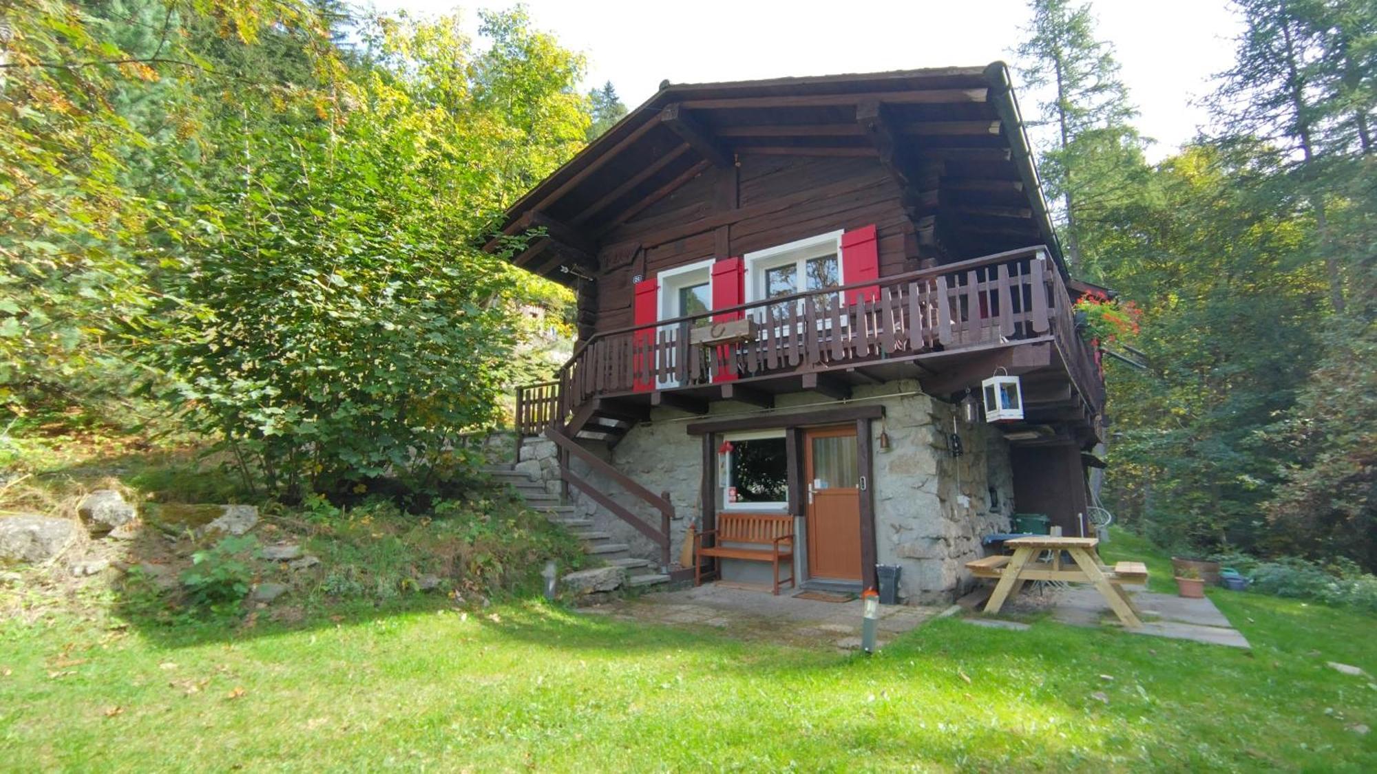 Petit Chalet Rustique Et Bucolique Bovernier Exteriér fotografie