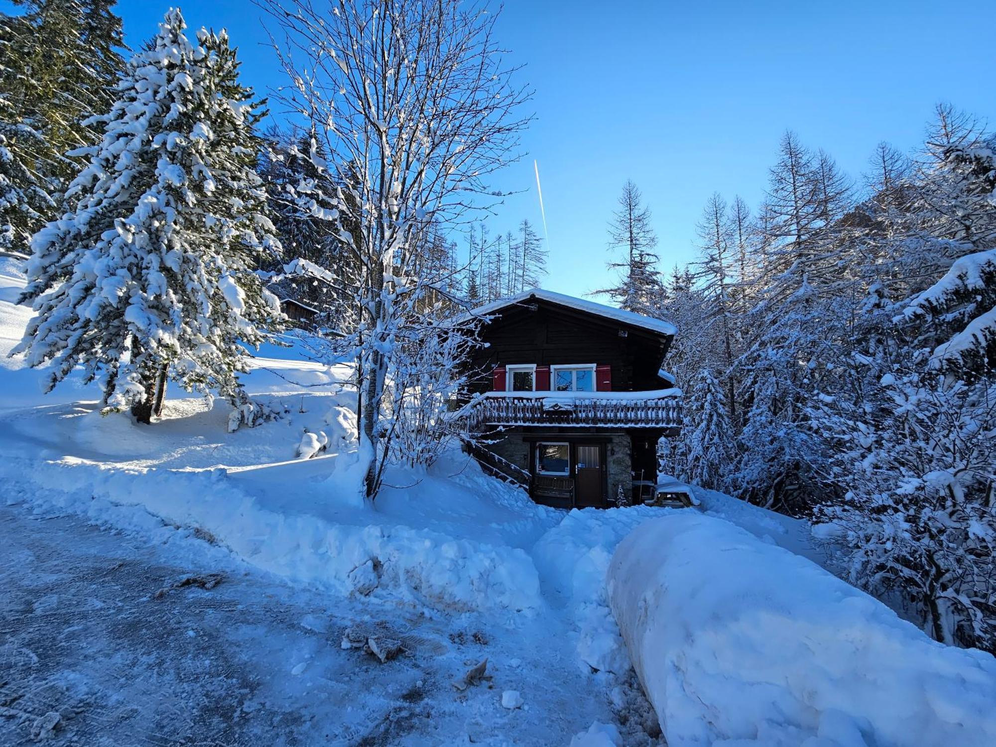 Petit Chalet Rustique Et Bucolique Bovernier Exteriér fotografie